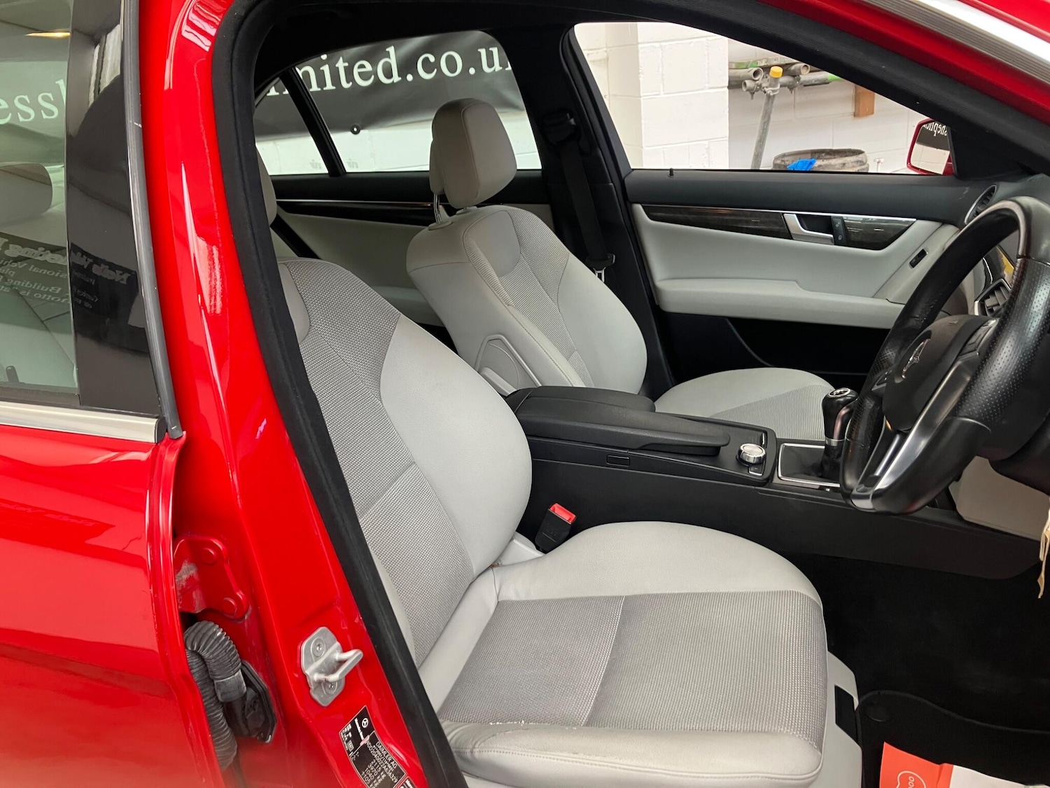 Used Mercedes-Benz C Class 2011 for sale - 77306190: Photo 16