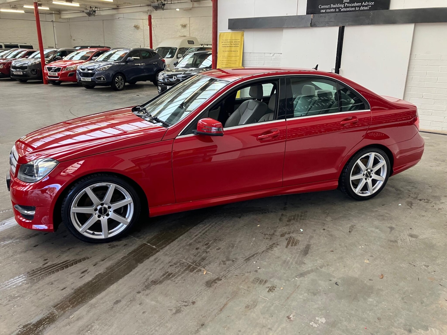 Used Mercedes-Benz C Class 2011 for sale - 77306190: Photo 6