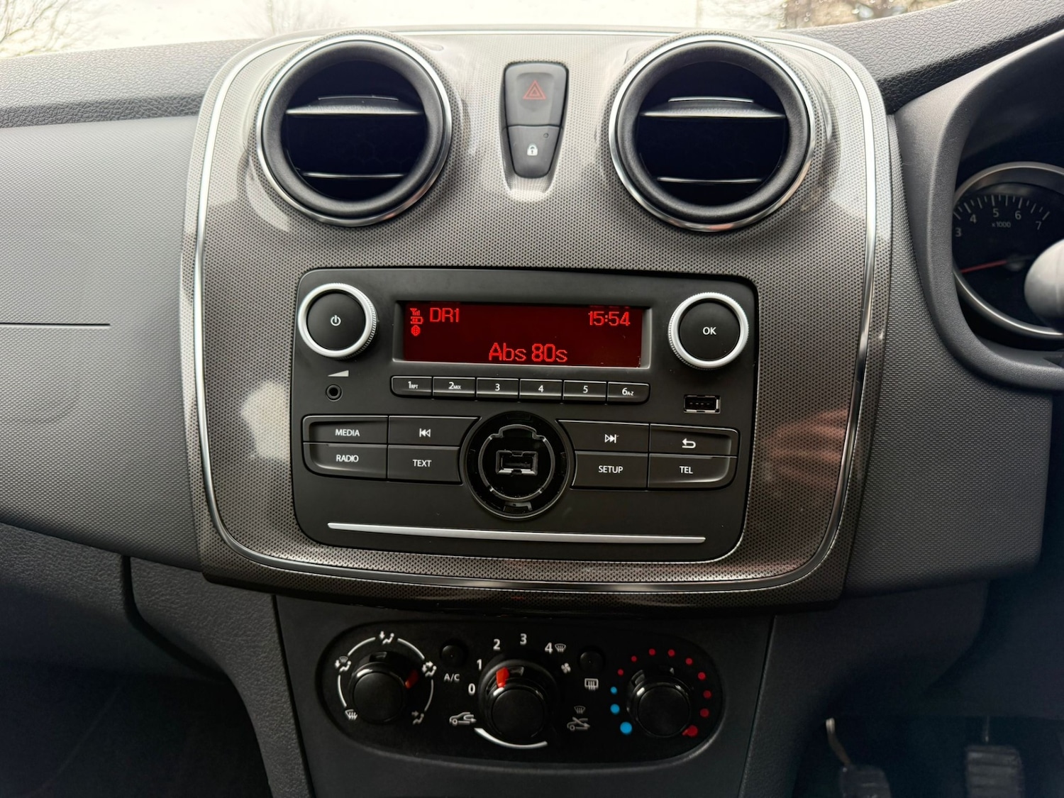 Used Dacia Sandero Stepway 2017 for sale - 77953867: Photo 10