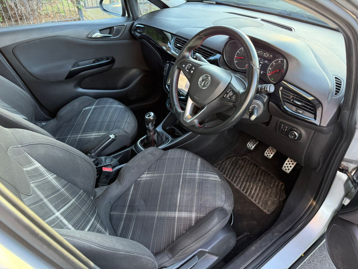 Used Vauxhall Corsa 2015 for sale - 77953796: Photo 10