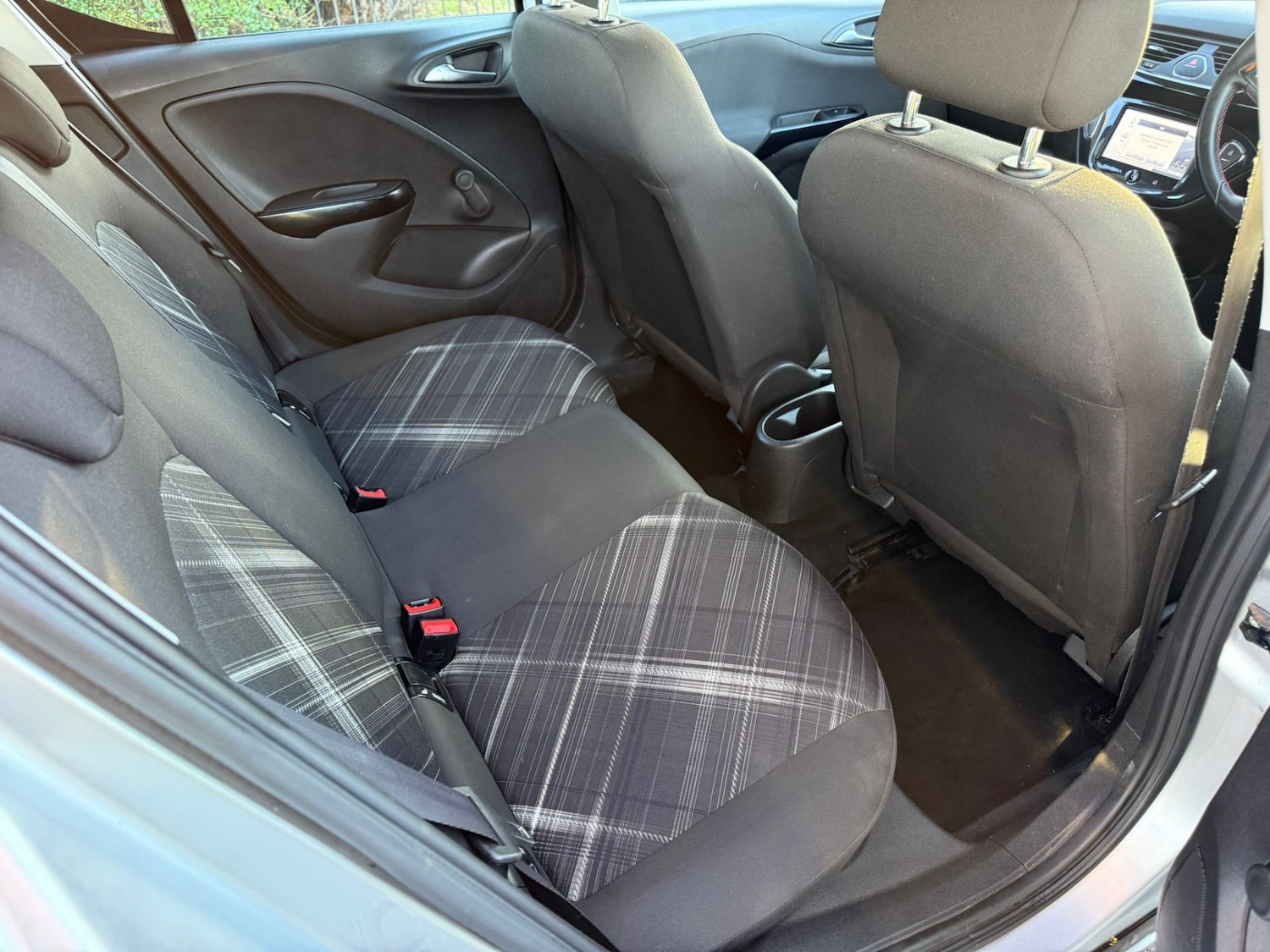 Used Vauxhall Corsa 2015 for sale - 77953796: Photo 6