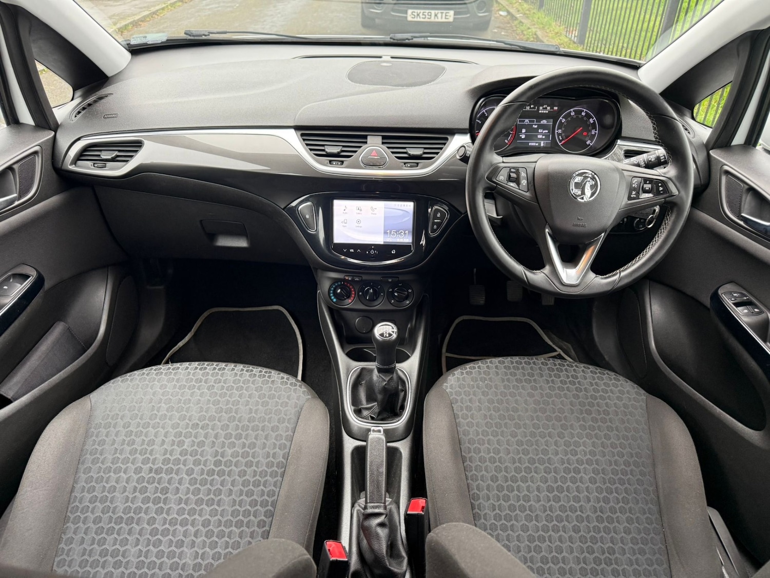 Used Vauxhall Corsa 2015 for sale - 77950553: Photo 8