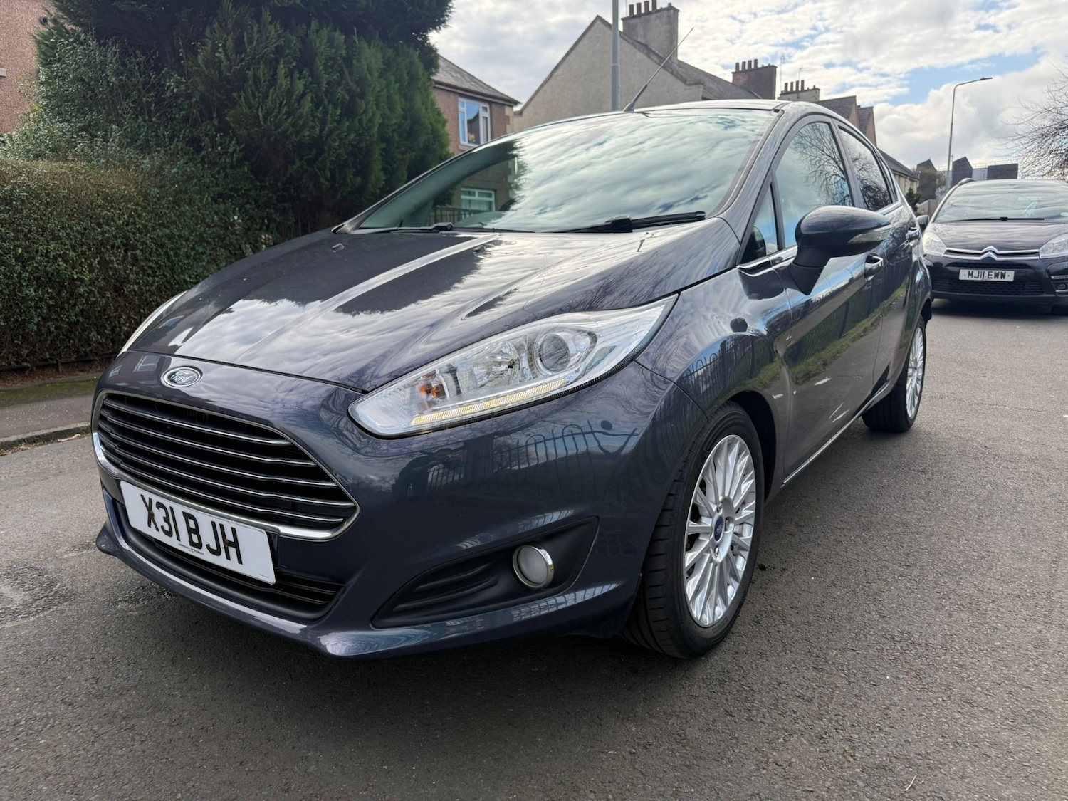 Used Ford Fiesta 2013 for sale - 77953820: Photo 2