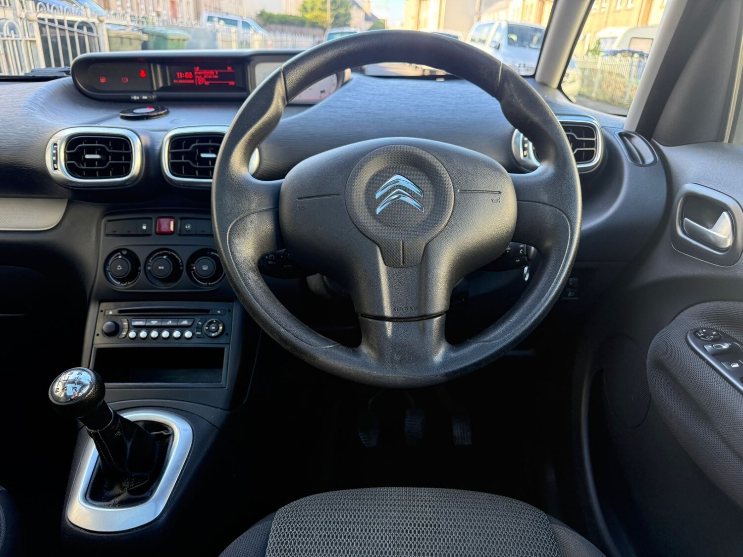 Used Citroen C3 Picasso 2014 for sale - 77953713: Photo 8