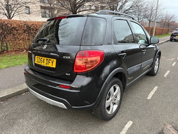 Used Suzuki SX4 2014 for sale - 77950500: Photo