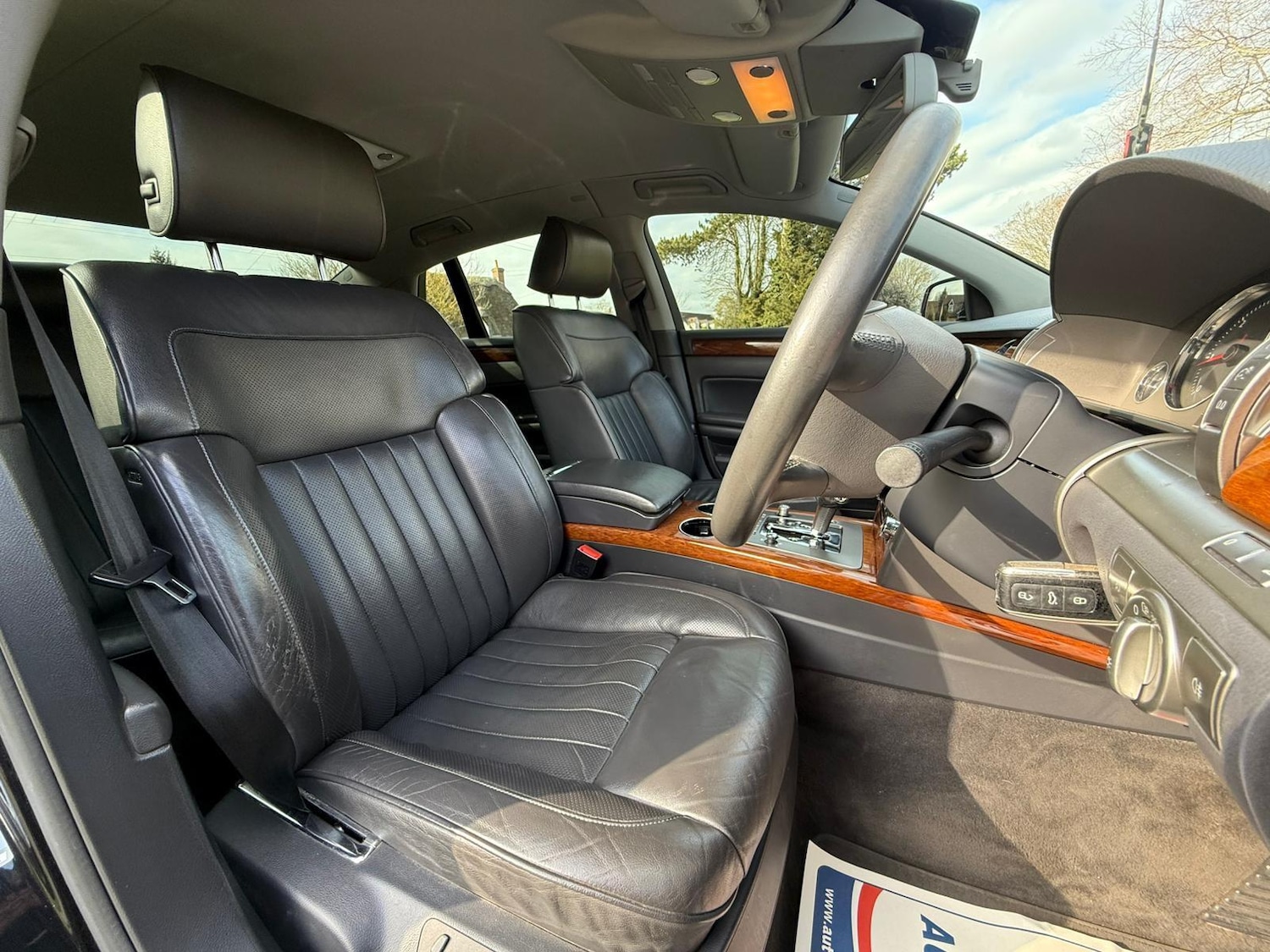 Used Volkswagen Phaeton 2011 for sale - 77723956: Photo 12