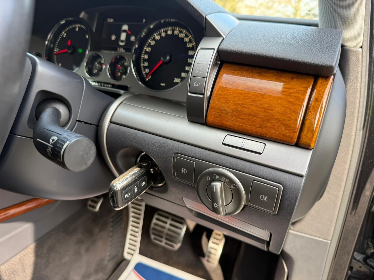 Used Volkswagen Phaeton 2011 for sale - 77723956: Photo 24