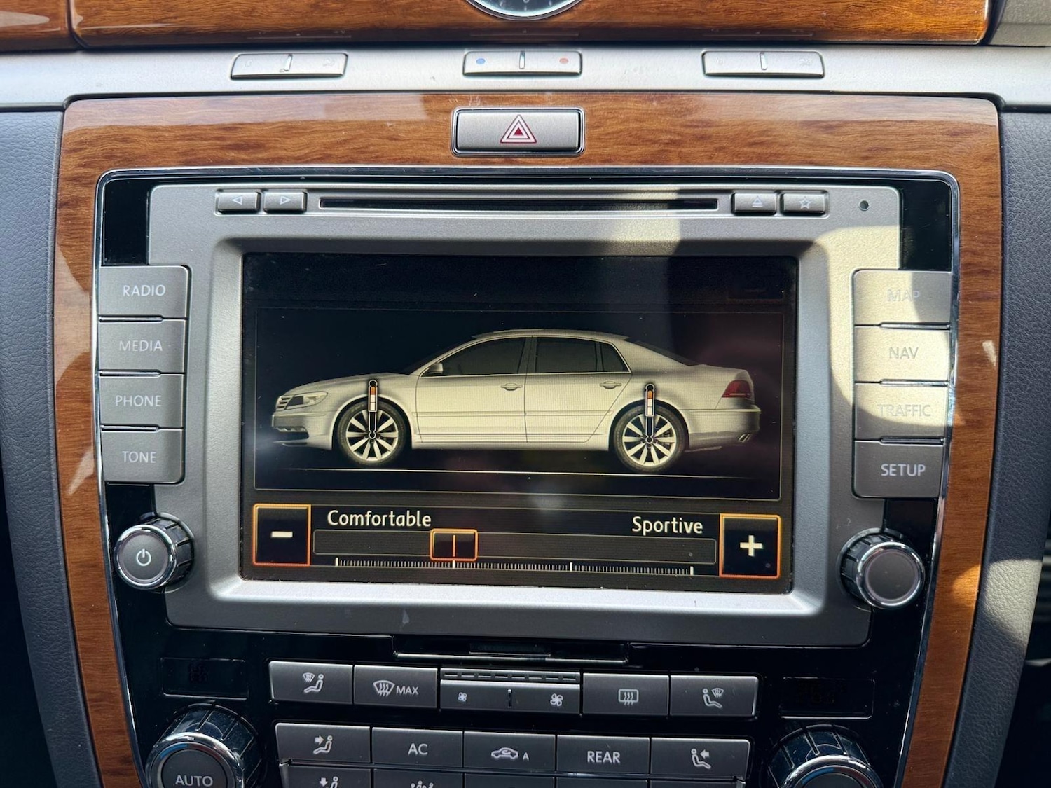 Used Volkswagen Phaeton 2011 for sale - 77723956: Photo 29