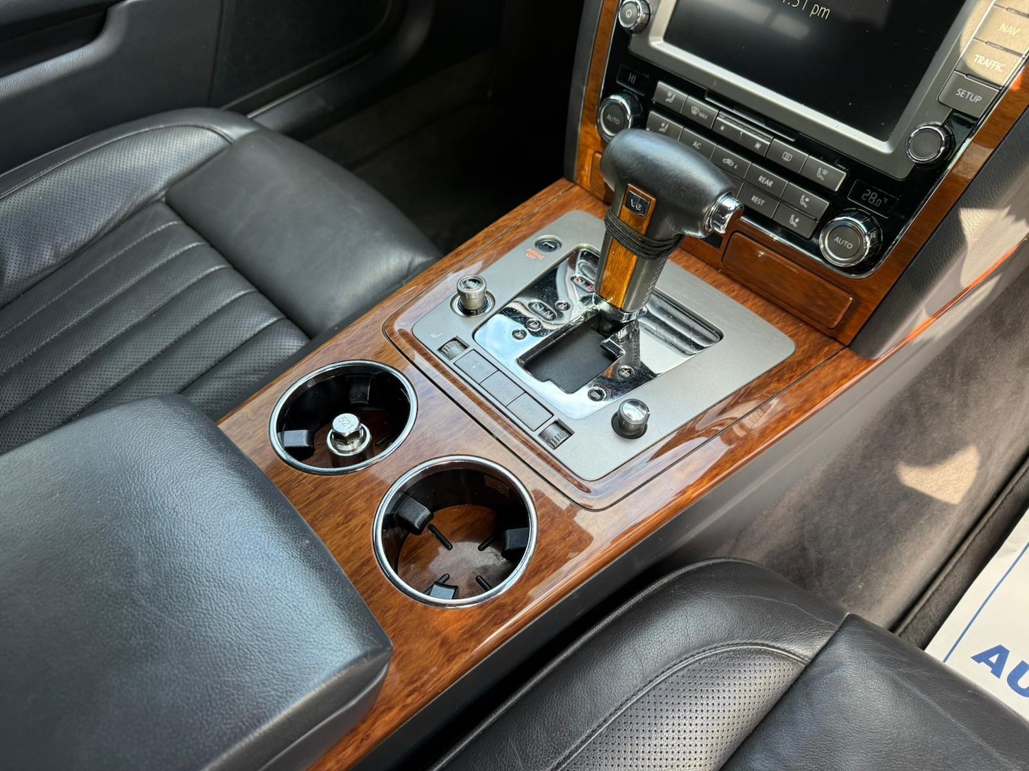 Used Volkswagen Phaeton 2011 for sale - 77723956: Photo 30