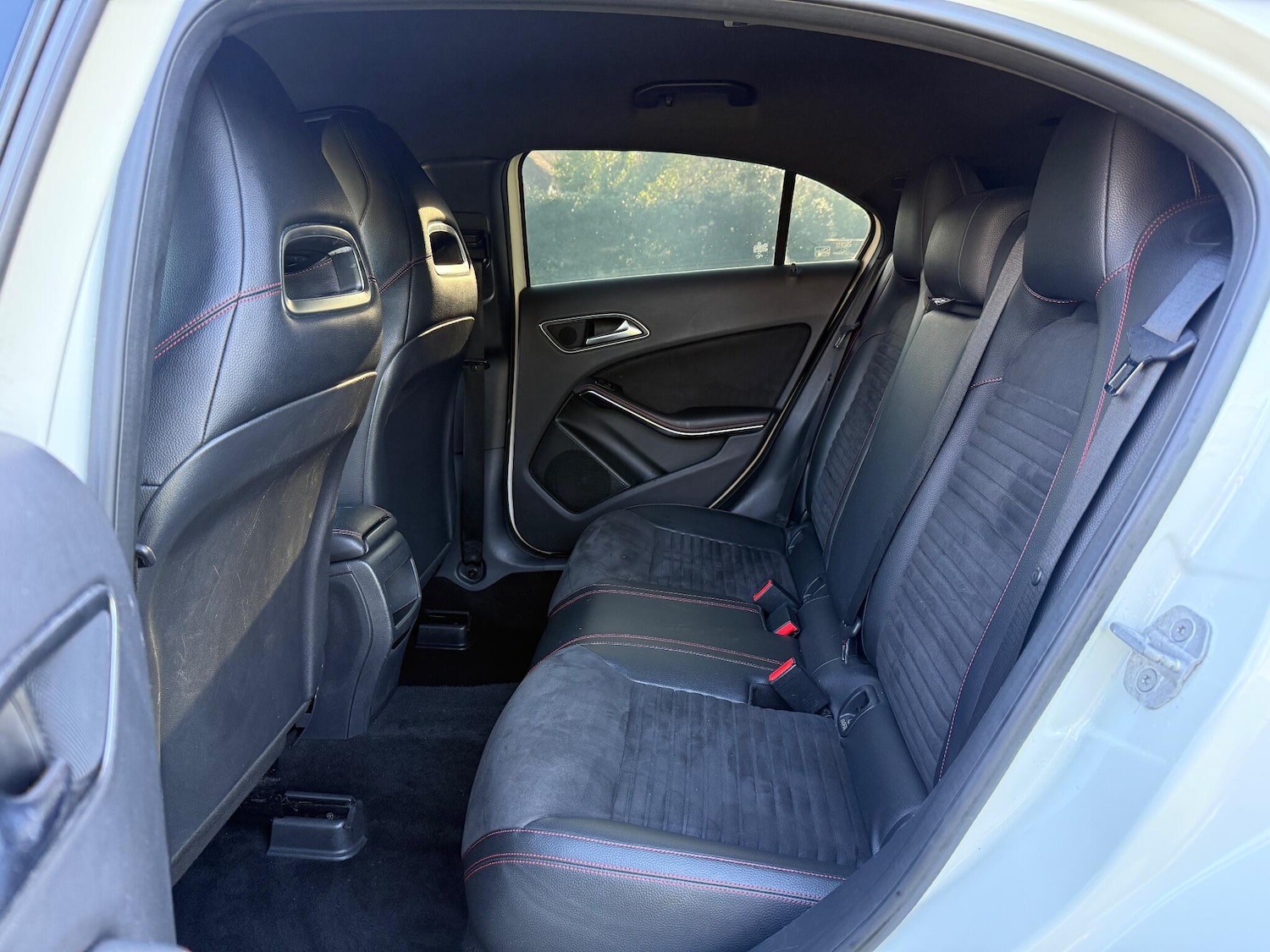 Used Mercedes-Benz A-Class 2014 for sale - 76597267: Photo 21