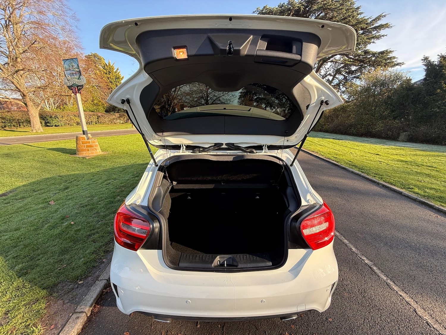 Used Mercedes-Benz A-Class 2014 for sale - 76597267: Photo 24