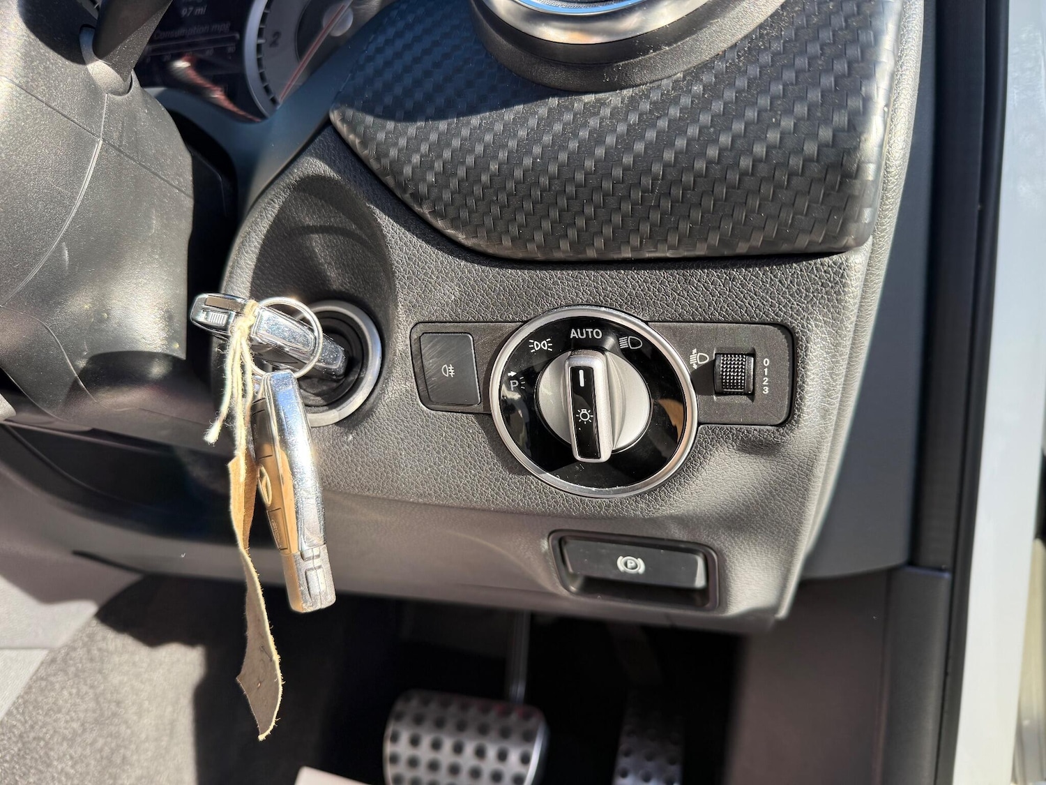 Used Mercedes-Benz A-Class 2014 for sale - 76597267: Photo 27