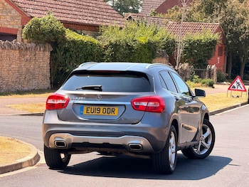 Used Mercedes-Benz GLA 2019 for sale - 79235996: Photo