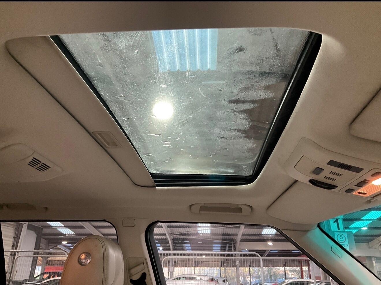 Used Land Rover Range Rover 2011 for sale - 77230019: Photo 10