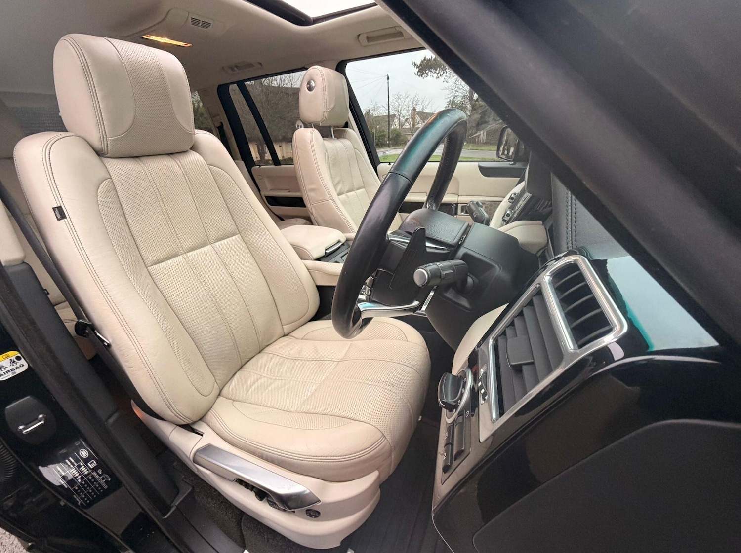 Used Land Rover Range Rover 2011 for sale - 77230019: Photo 12