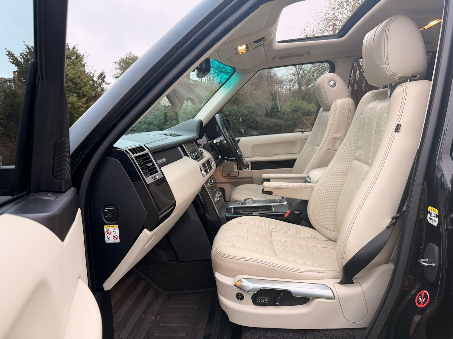 Used Land Rover Range Rover 2011 for sale - 77230019: Photo 13