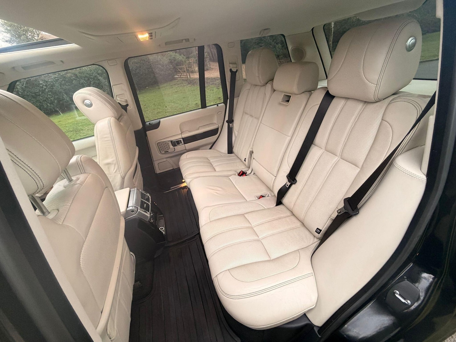 Used Land Rover Range Rover 2011 for sale - 77230019: Photo 18