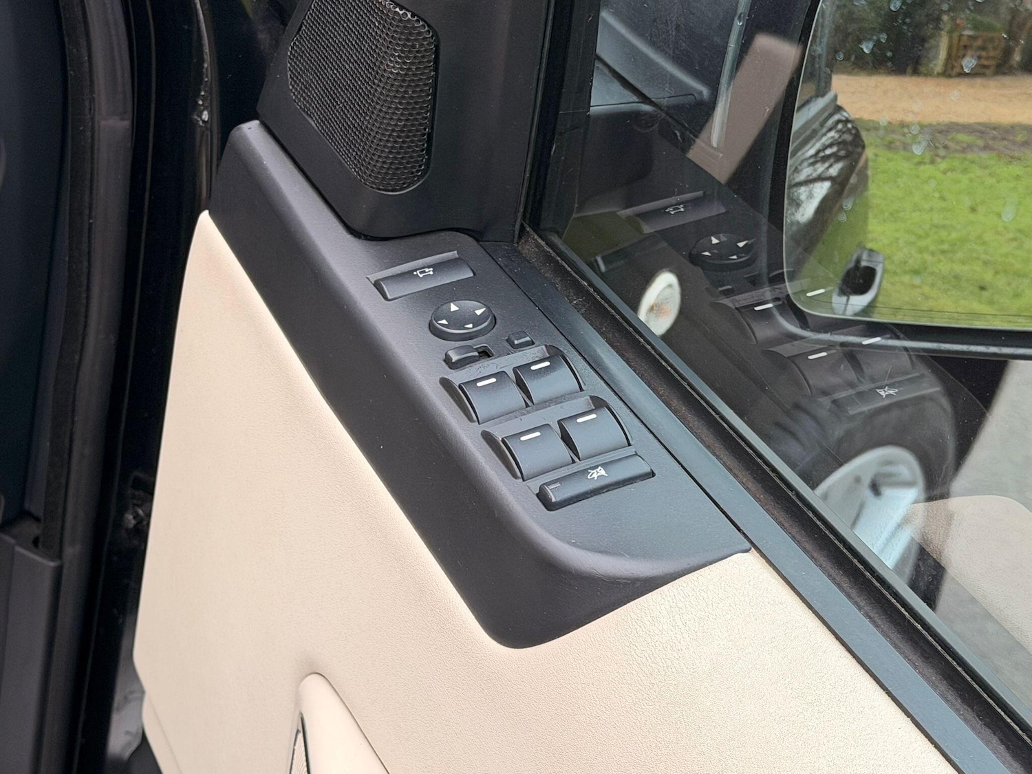 Used Land Rover Range Rover 2011 for sale - 77230019: Photo 19