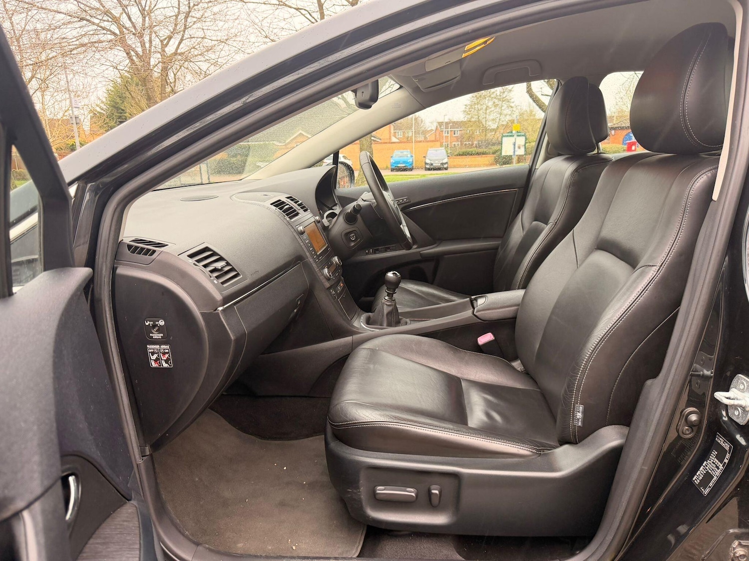 Used Toyota Avensis 2011 for sale - 77658281: Photo 11