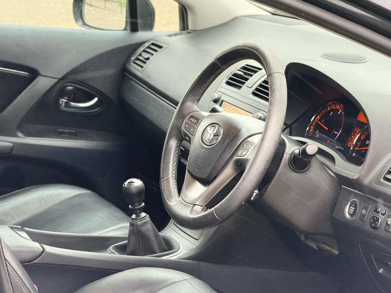 Used Toyota Avensis 2011 for sale - 77658281: Photo 19