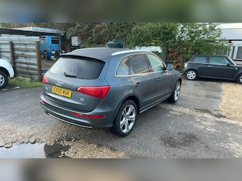 Used Audi Q5 2010 for sale - 77400782: Photo