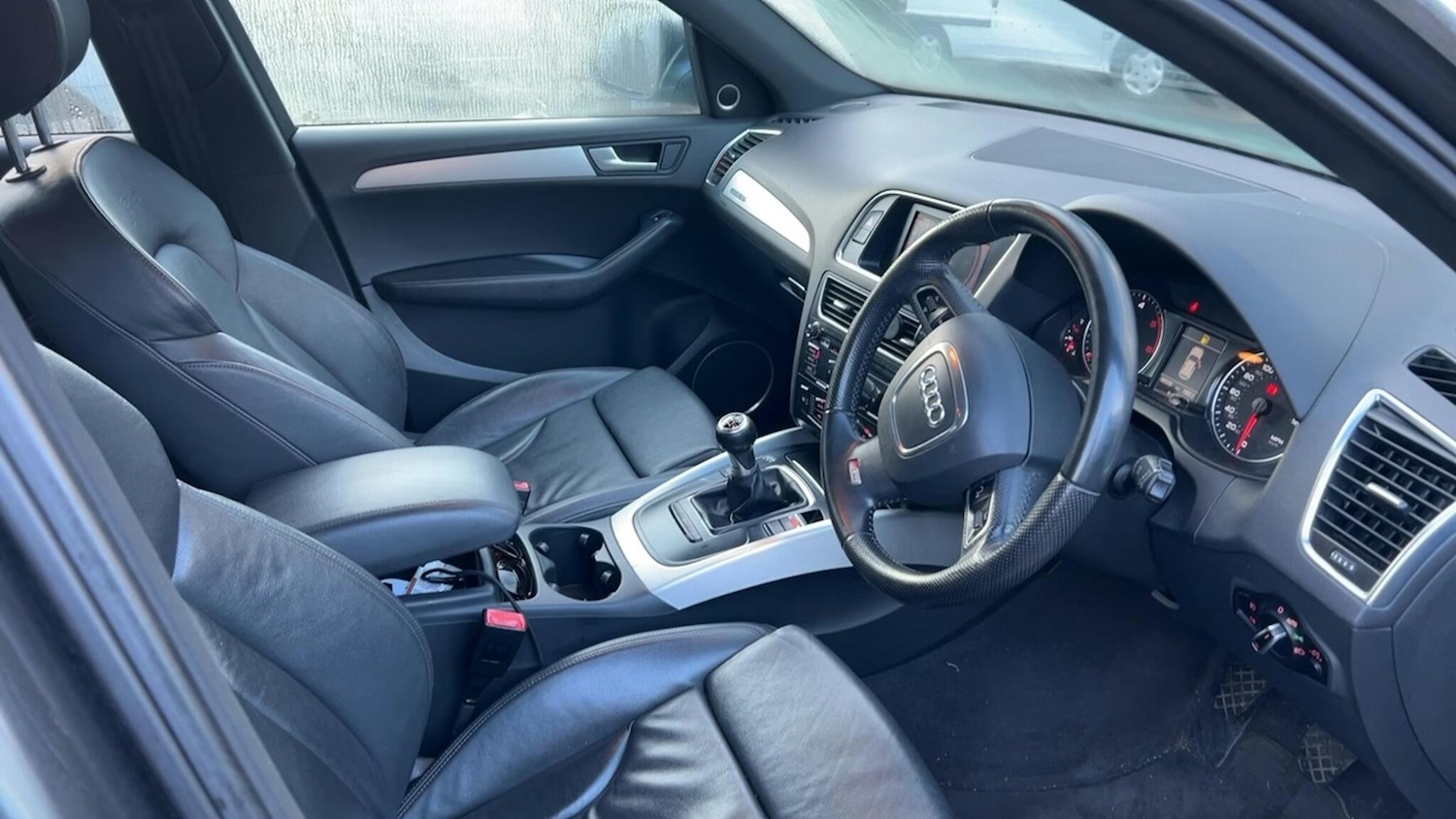 Used Audi Q5 2010 for sale - 77400782: Photo 9