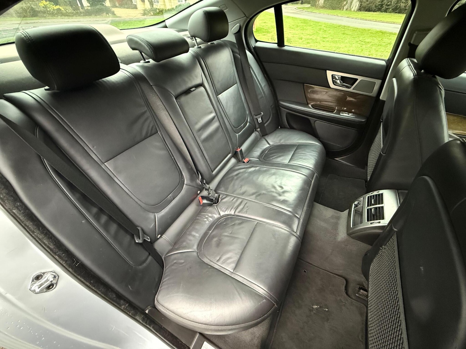 Used Jaguar XF 2012 for sale - 76714277: Photo 16