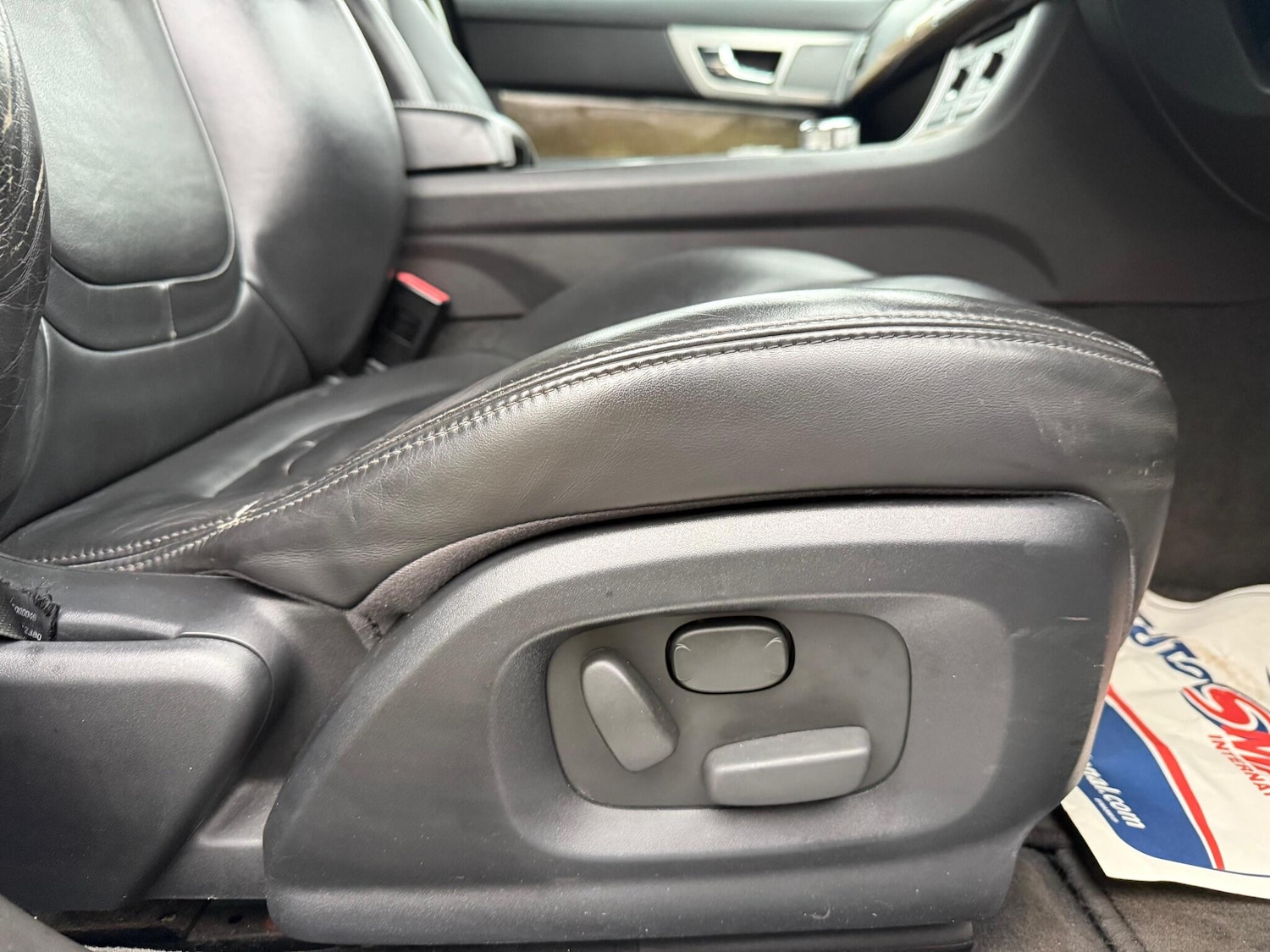 Used Jaguar XF 2012 for sale - 76714277: Photo 23