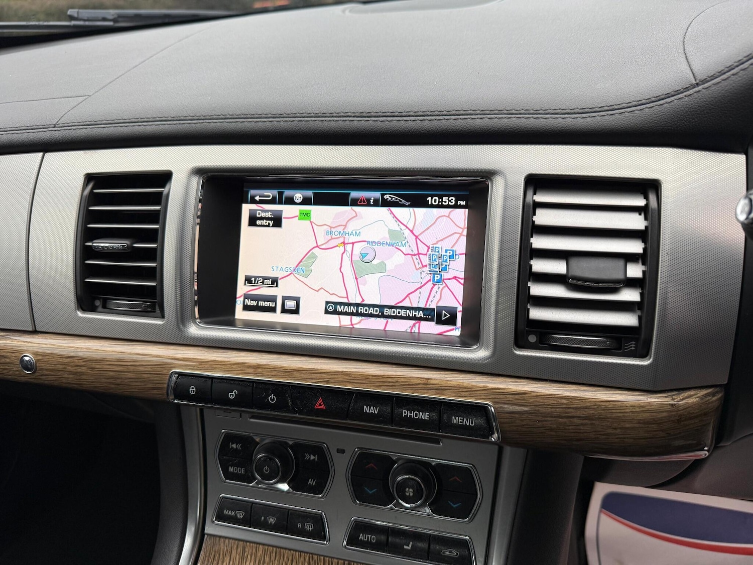 Used Jaguar XF 2012 for sale - 76714277: Photo 26