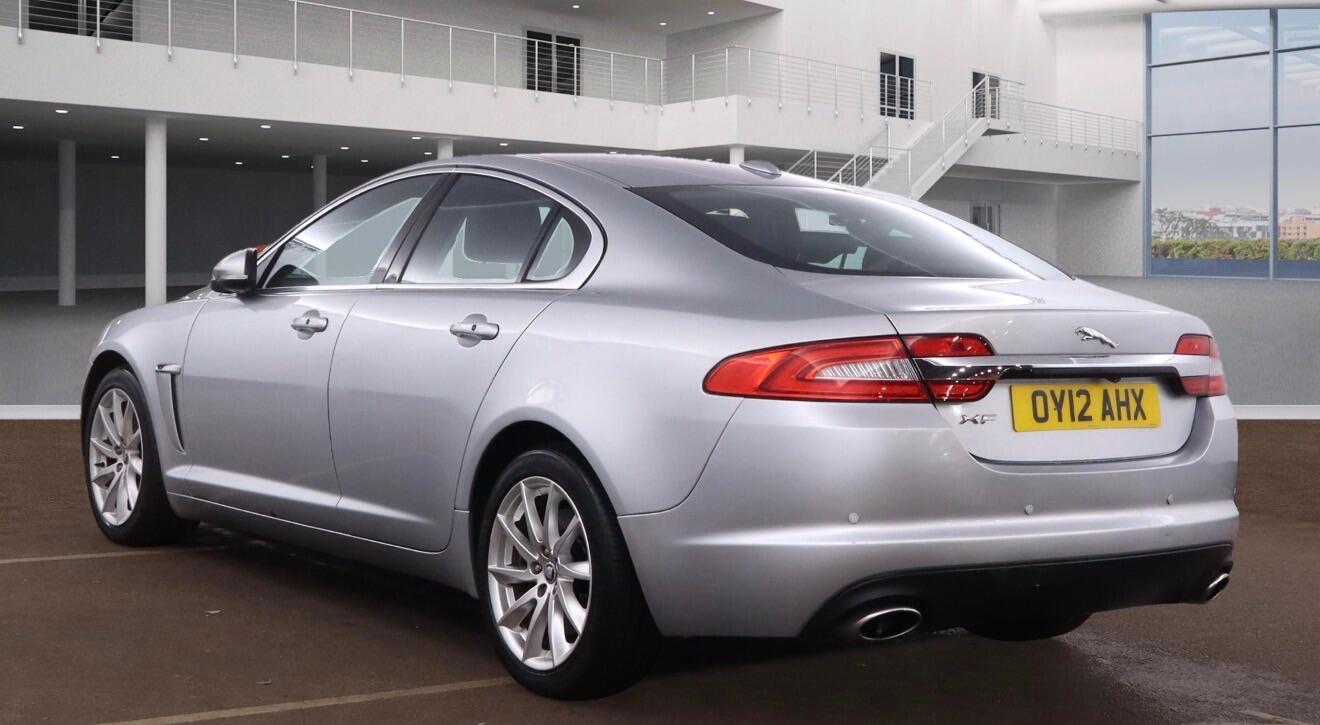 Used Jaguar XF 2012 for sale - 76714277: Photo 3