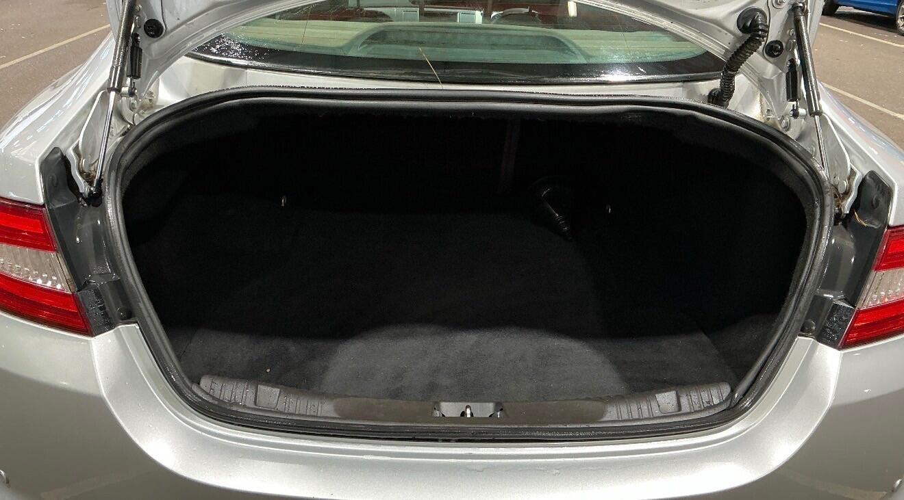 Used Jaguar XF 2012 for sale - 76714277: Photo 9