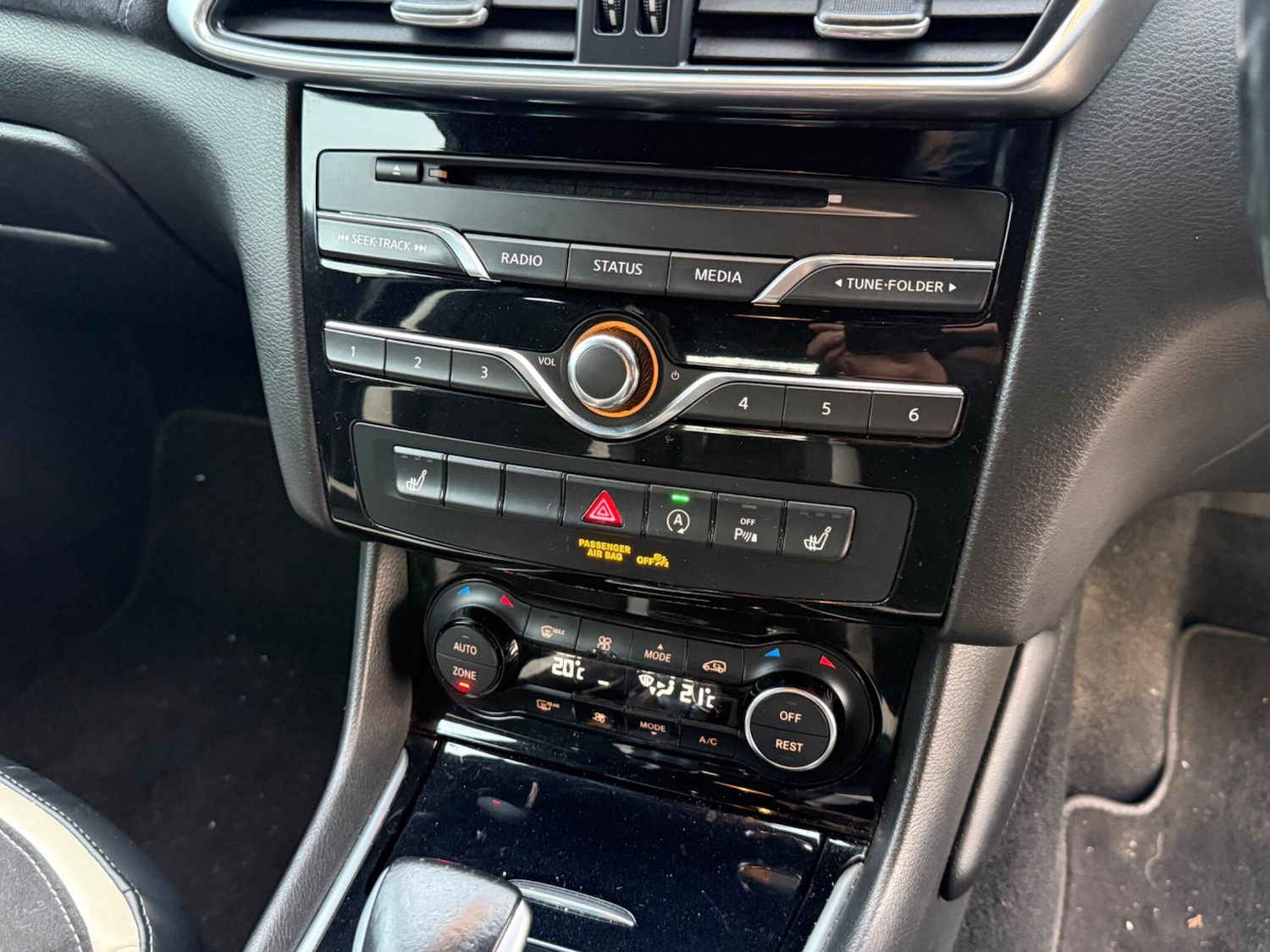 Used Infiniti Q30 2016 for sale - 77395775: Photo 18