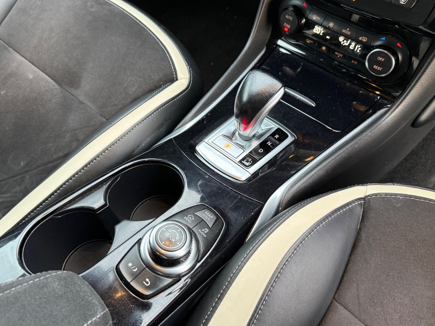 Used Infiniti Q30 2016 for sale - 77395775: Photo 20