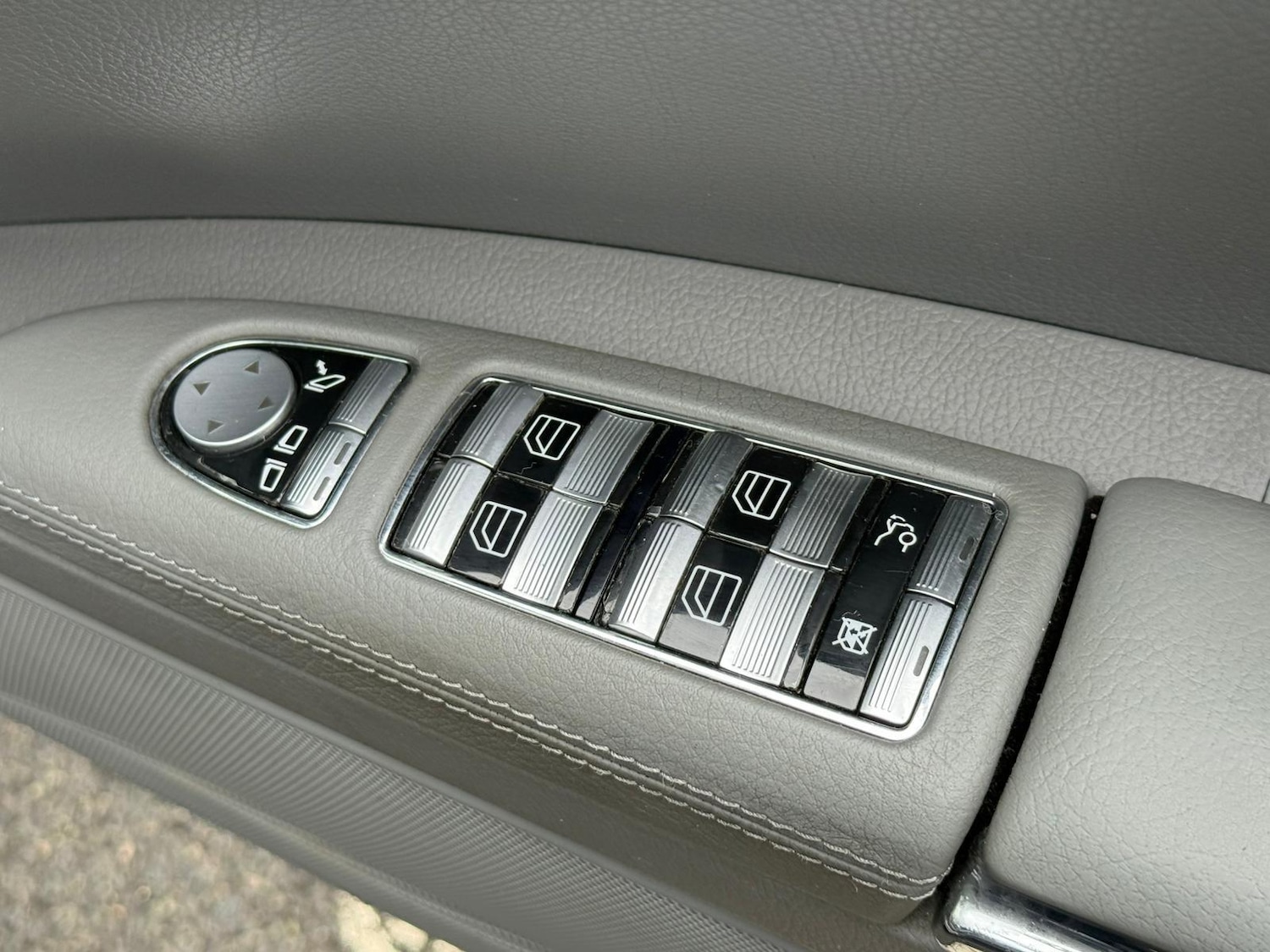 Used Mercedes-Benz S Class 2006 for sale - 76994789: Photo 26