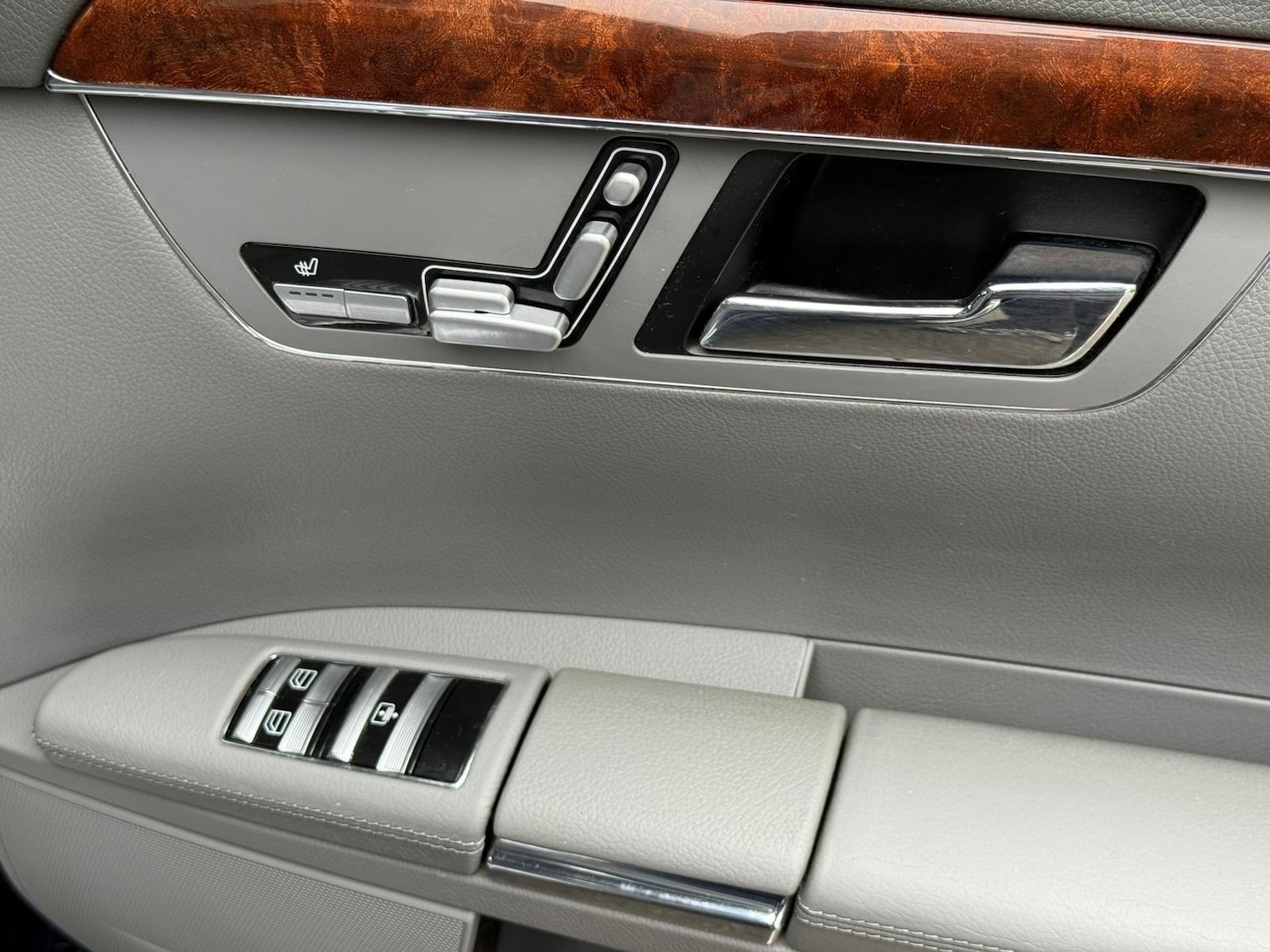 Used Mercedes-Benz S Class 2006 for sale - 76994789: Photo 41