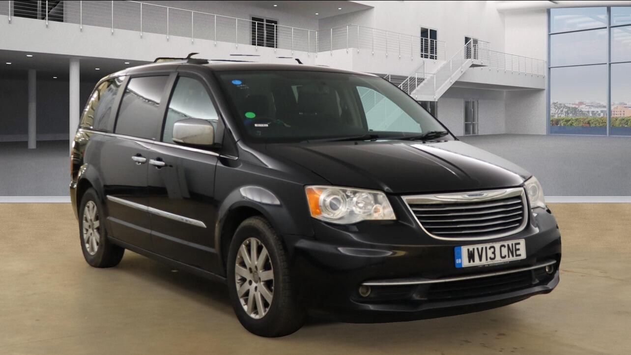 Used Chrysler Grand Voyager 2013 for sale - 76060233: Photo 1