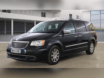 Used Chrysler Grand Voyager 2013 for sale - 76060233: Photo 2