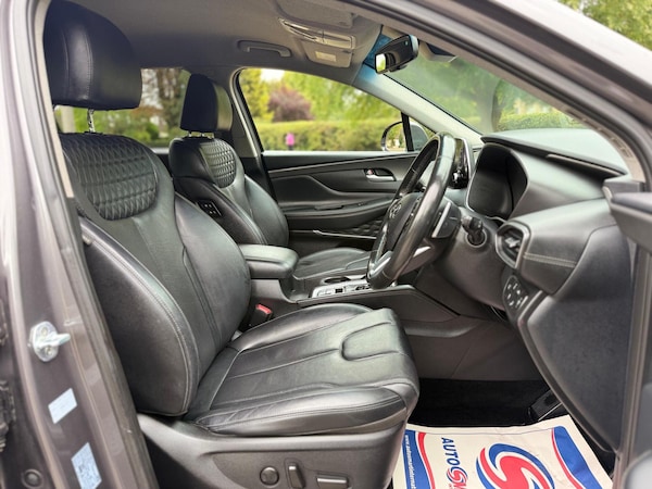 Used Hyundai Santa Fe 2018 for sale - 75267974: Photo 10