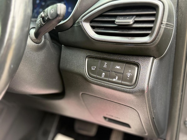Used Hyundai Santa Fe 2018 for sale - 75267974: Photo 19