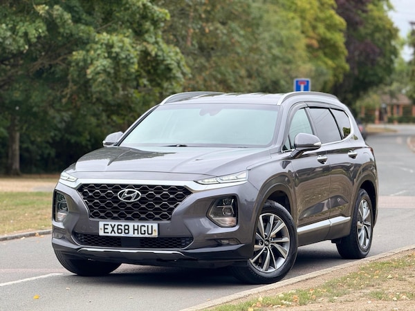 Used Hyundai Santa Fe 2018 for sale - 75267974: Photo 2