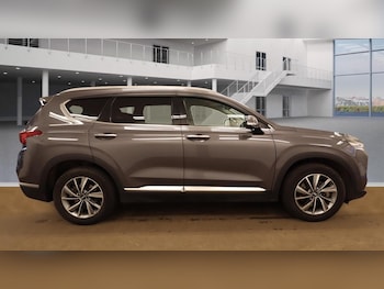 Used Hyundai Santa Fe 2018 for sale - 75267974: Photo