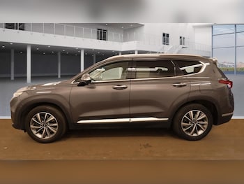 Used Hyundai Santa Fe 2018 for sale - 75267974: Photo