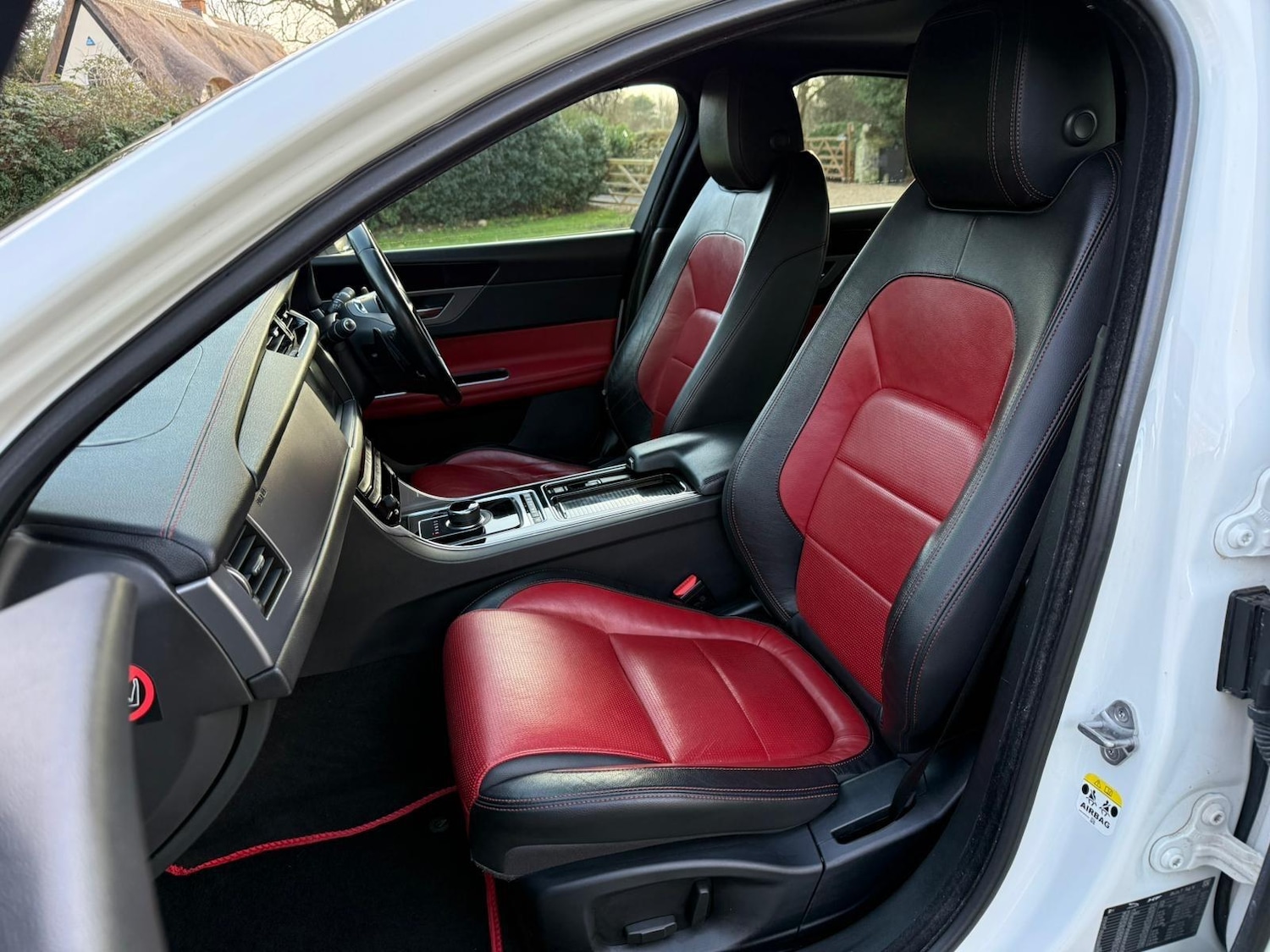 Used Jaguar XF 2016 for sale - 77131459: Photo 14