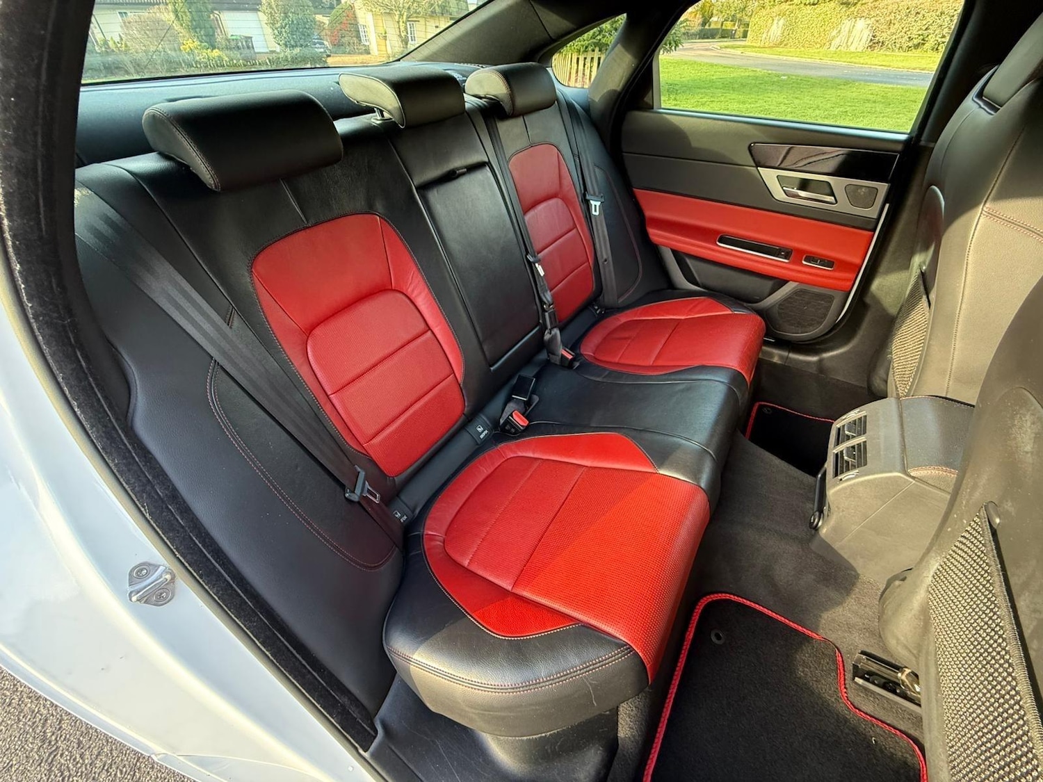 Used Jaguar XF 2016 for sale - 77131459: Photo 17