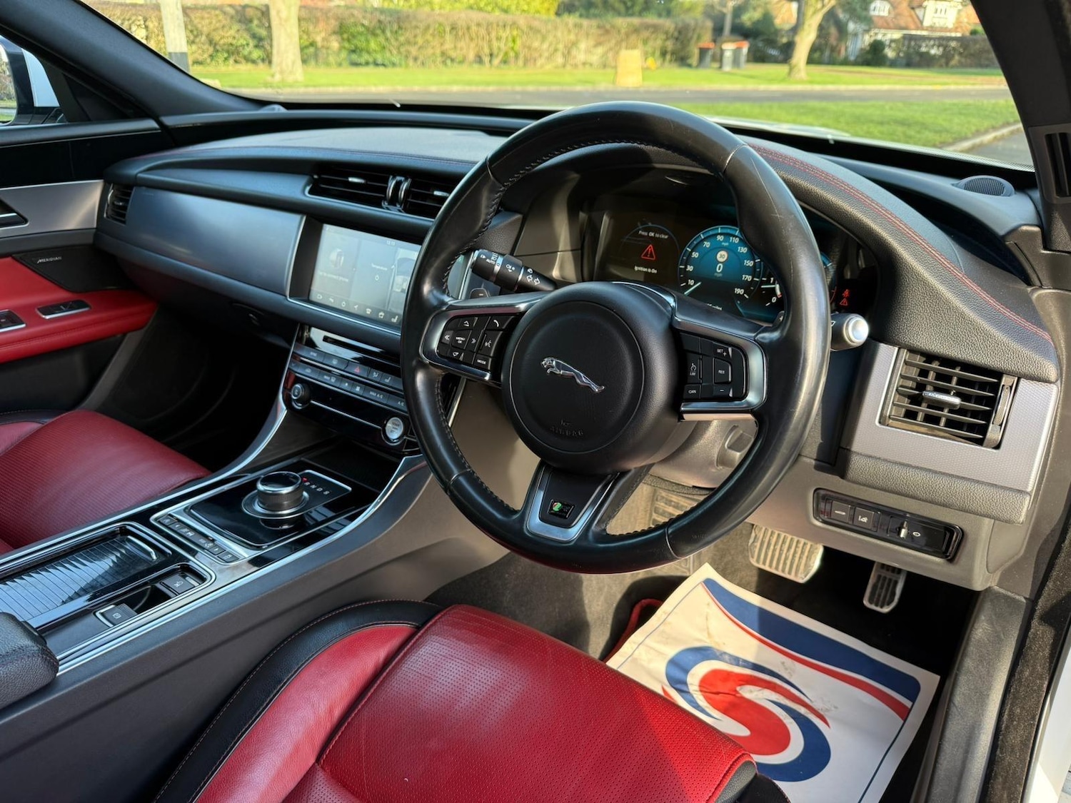 Used Jaguar XF 2016 for sale - 77131459: Photo 25