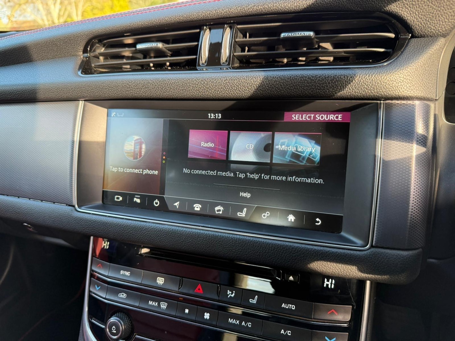 Used Jaguar XF 2016 for sale - 77131459: Photo 28