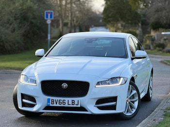 Used Jaguar XF 2016 for sale - 77131459: Photo