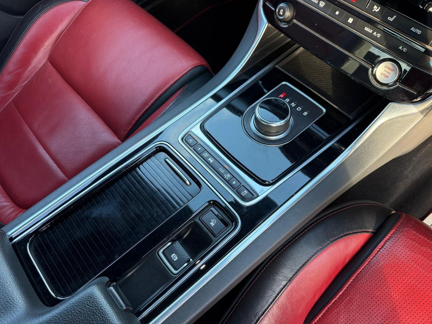 Used Jaguar XF 2016 for sale - 77131459: Photo 30