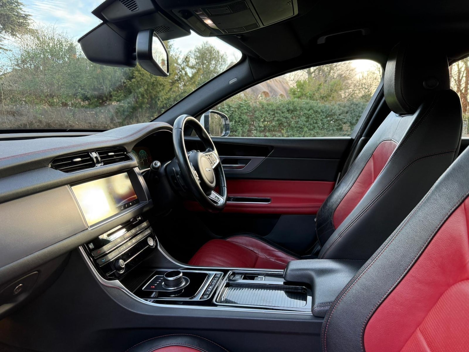 Used Jaguar XF 2016 for sale - 77131459: Photo 32