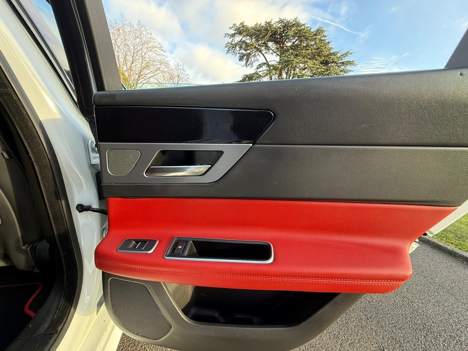 Used Jaguar XF 2016 for sale - 77131459: Photo 34